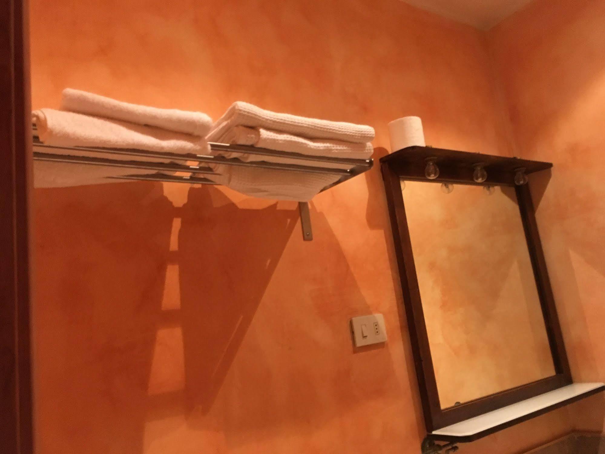 Momi Bed And Breakfast Rzym Zewnętrze zdjęcie